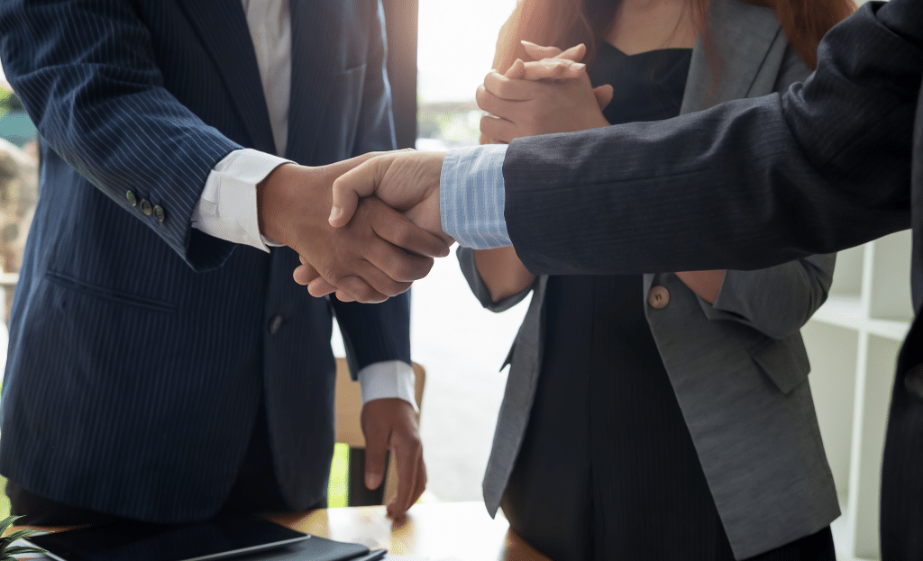 advantages of sales outsourcing