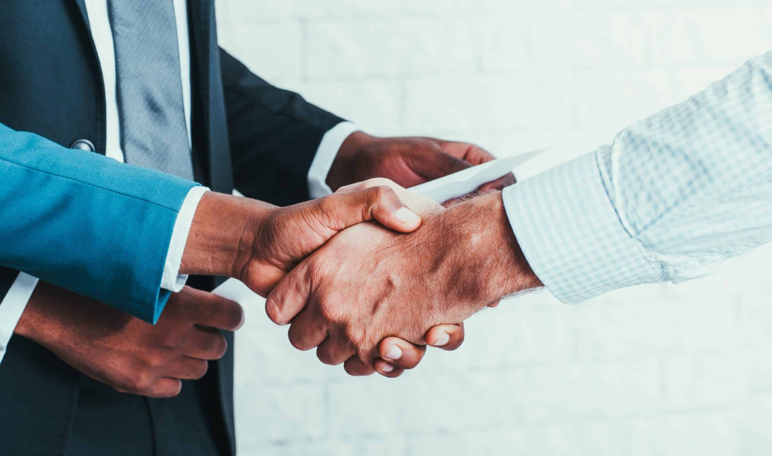 B2B Direct Marketing: Meaning, Examples, & Types